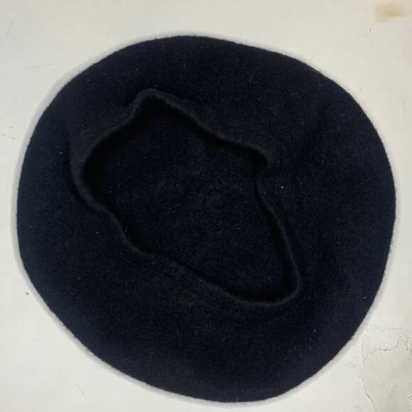French Black Wool Traditional Classic Beret Hat - Picture 3 of 6